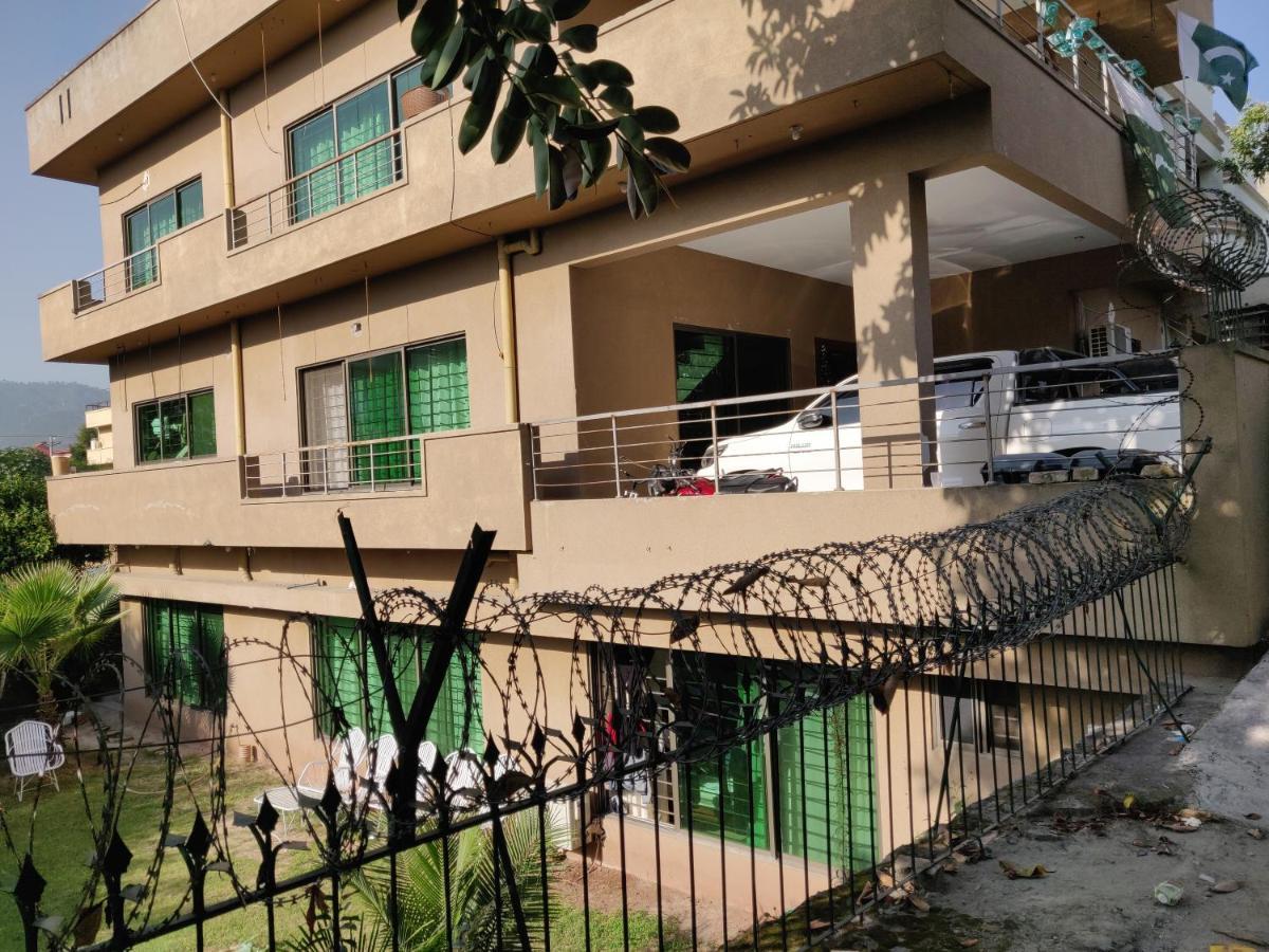 The Travelers Den Islamabad Exterior foto