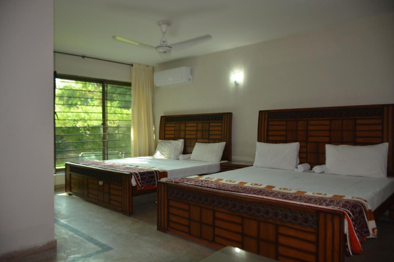 The Travelers Den Islamabad Exterior foto