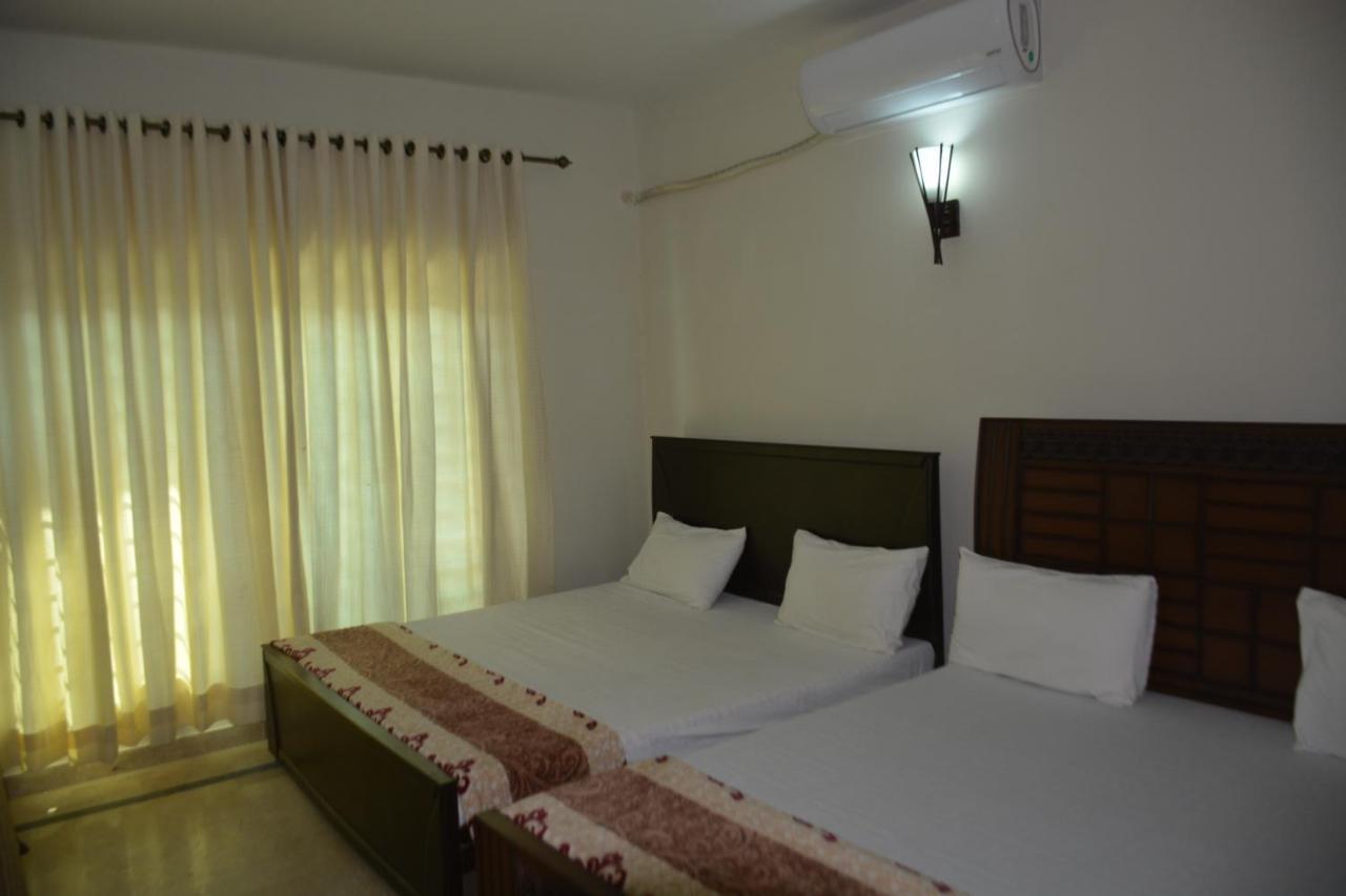 The Travelers Den Islamabad Exterior foto