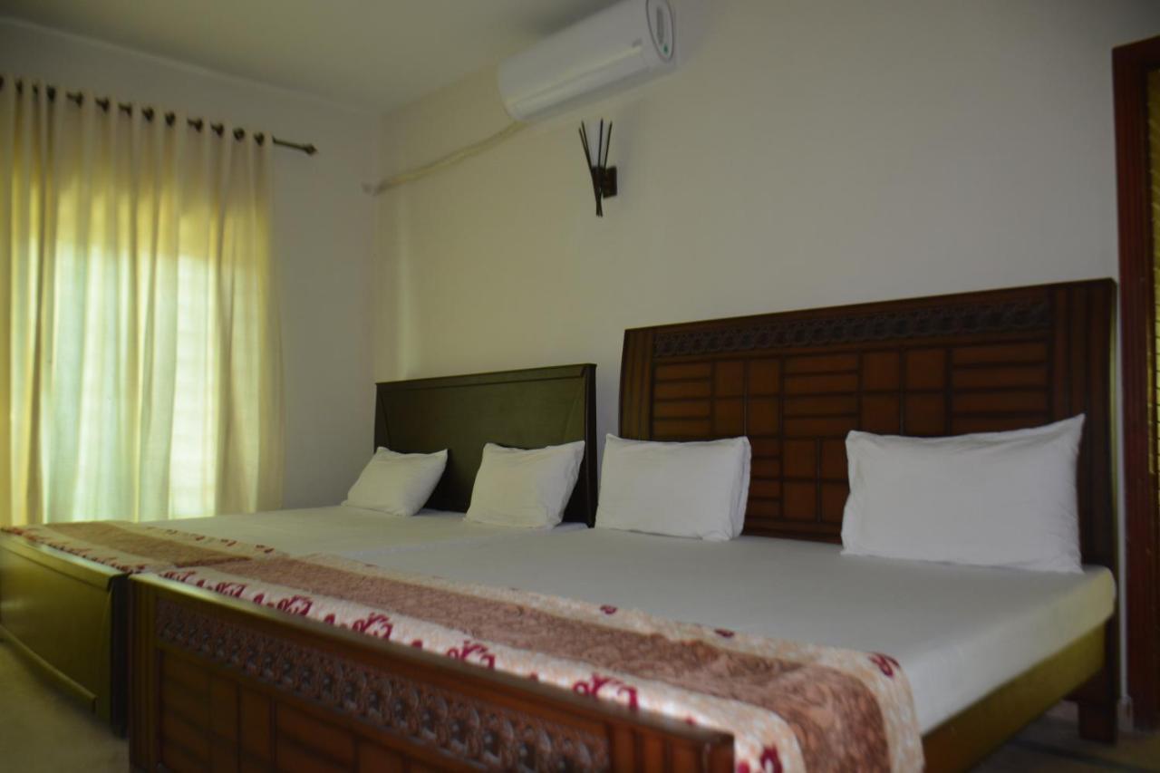 The Travelers Den Islamabad Exterior foto