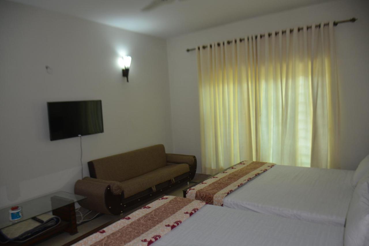 The Travelers Den Islamabad Exterior foto